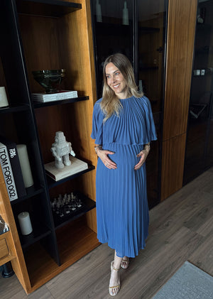 Vestido azul capa midi talones