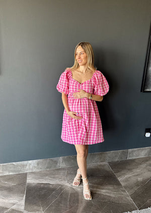 Vestido rosa corto cuadros manga abullonada