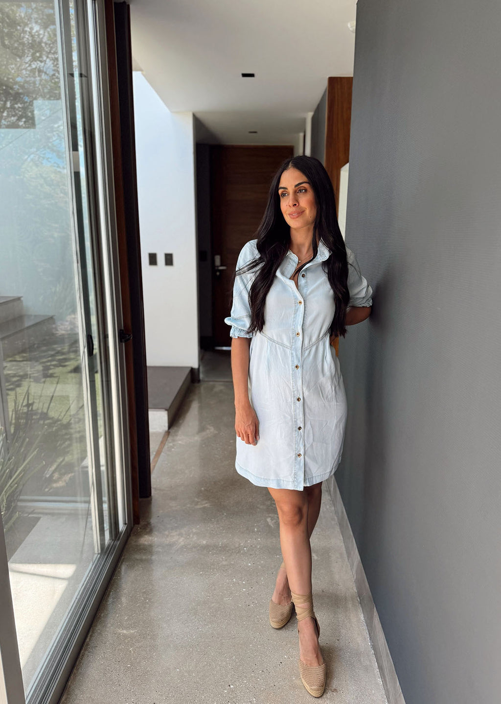 Vestido camisero denim claro