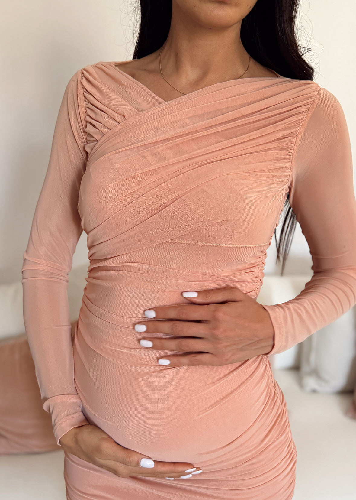 Vestido midi pegado tul melón