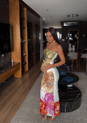 Vestido strapless estampado flores