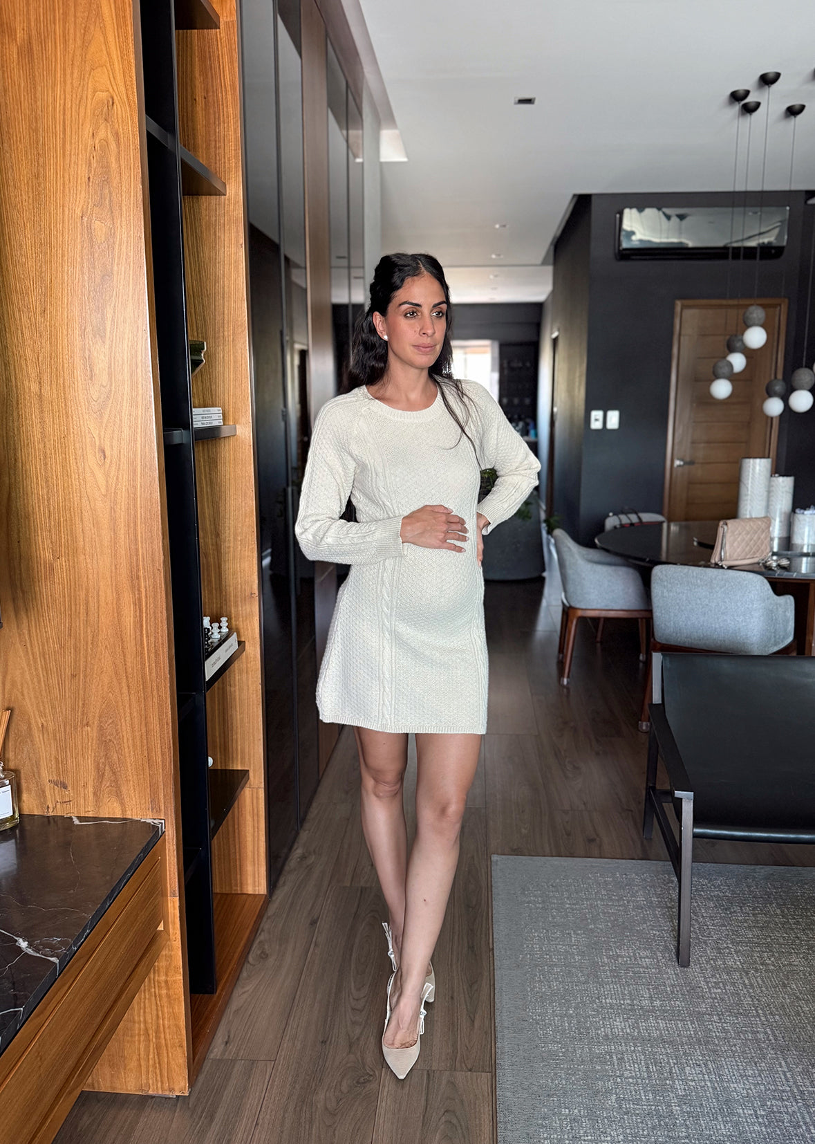 Vestido tipo sueter beige corte A