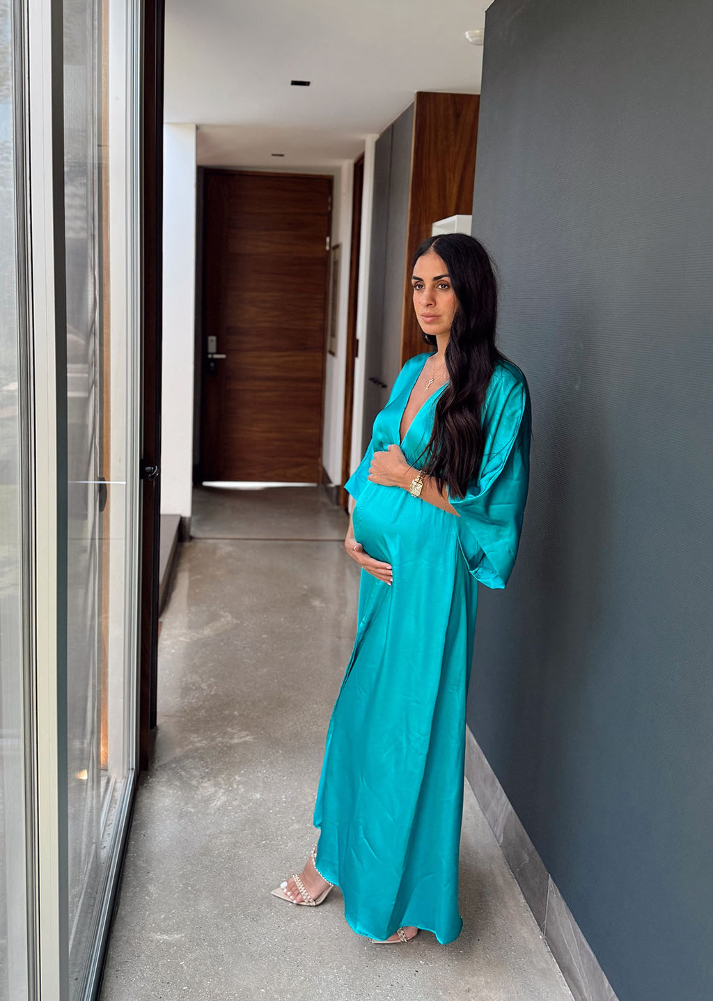 Vestido manga murciélago satin turquesa