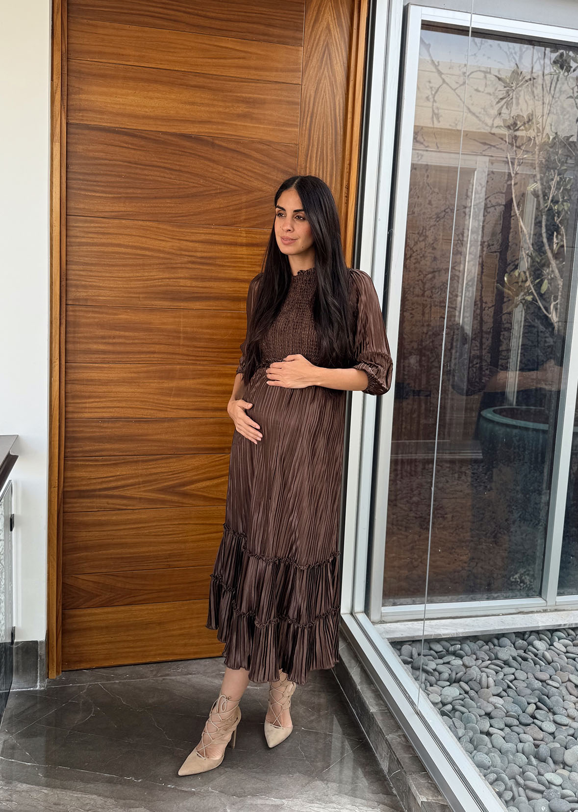 Vestido café manga 3/4